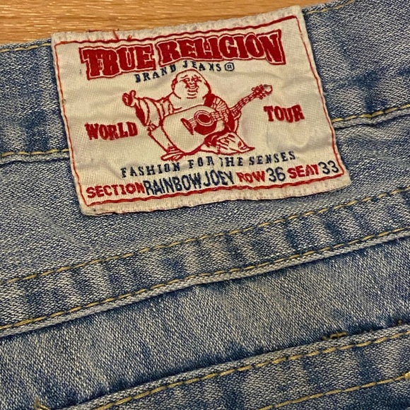 **SOLD** Vintage True Religion rainbow joey shorts - Picture 7 of 10
